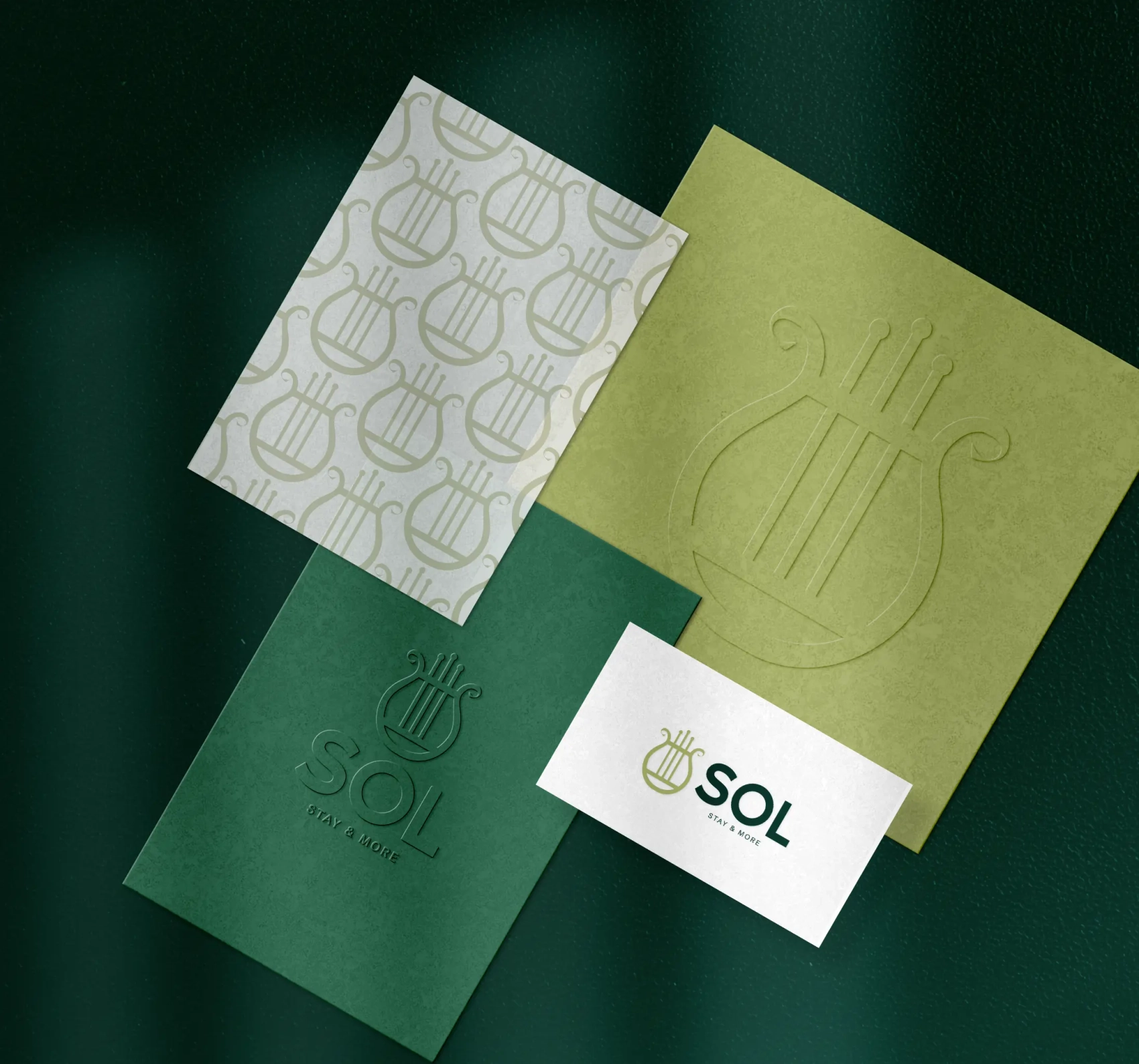 מוקאפ דפים שונים עם הלוגו של מלון סול